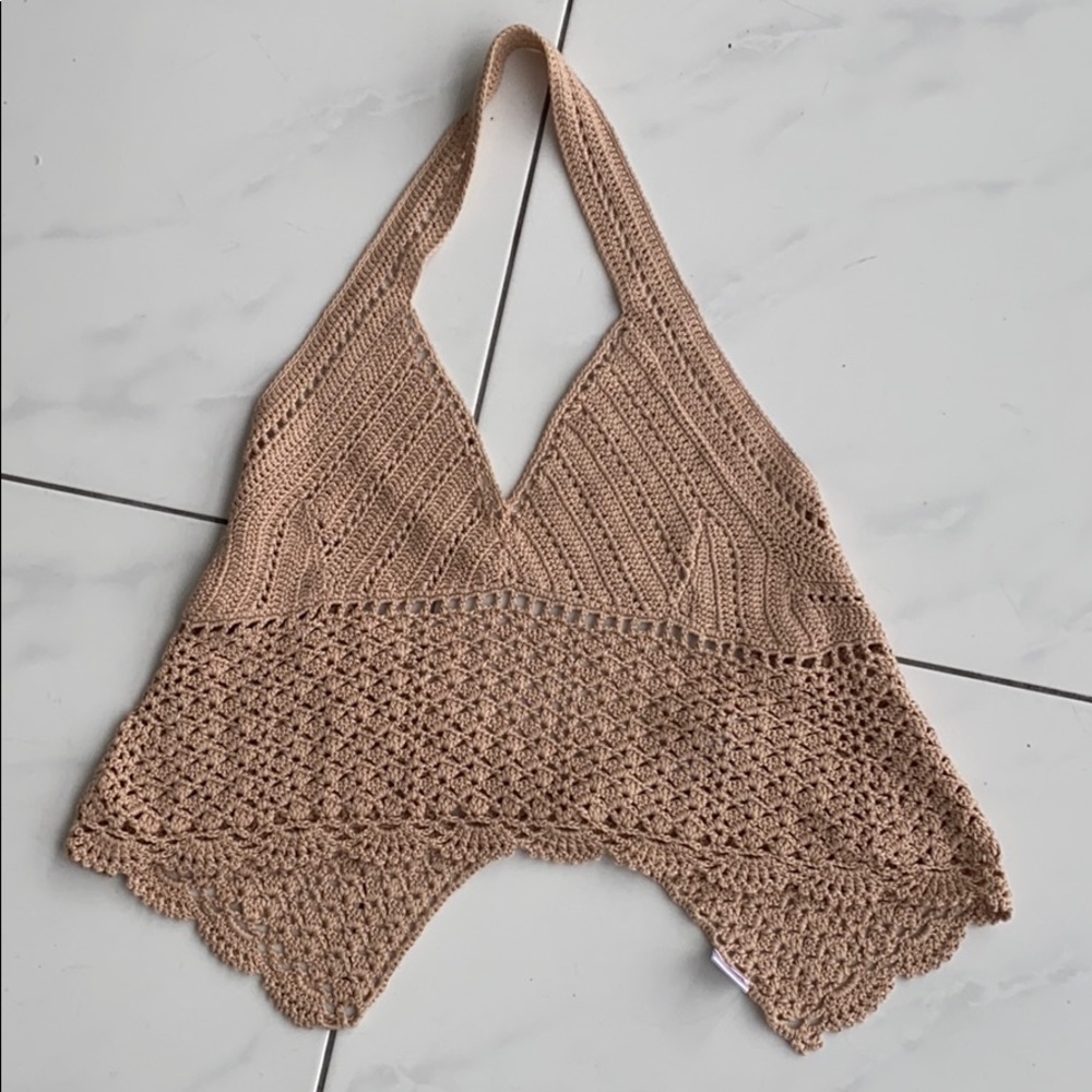 OLIVACEOUS top
